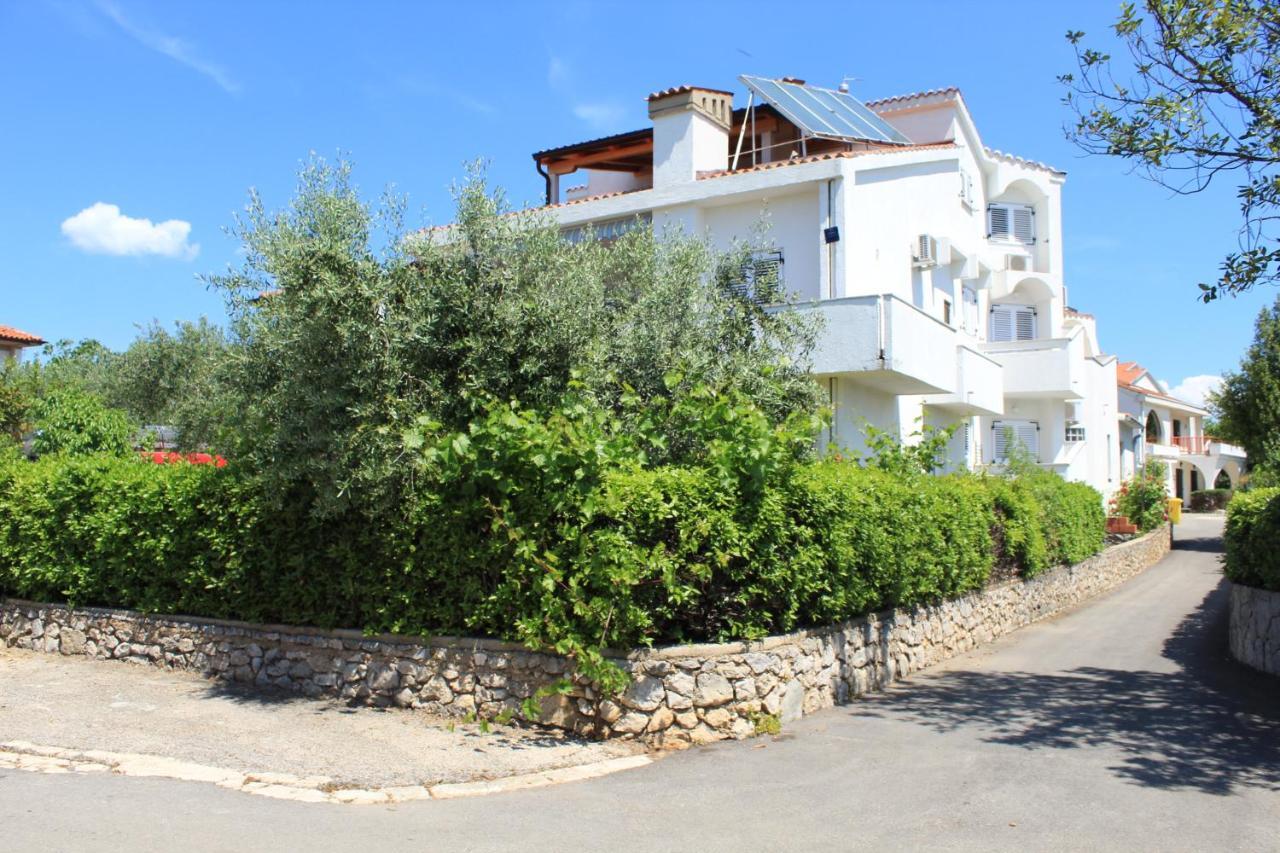 Apartments Lukacic Krk Town Esterno foto